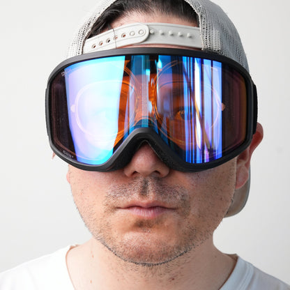 Smith Reason OTG Skibrille getragen mit eingesetztem Sehstärke Clip statt Brille, Frontansicht